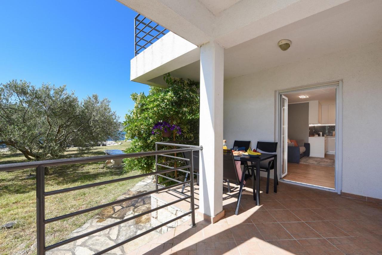 Malako Family Apartments Селине Экстерьер фото