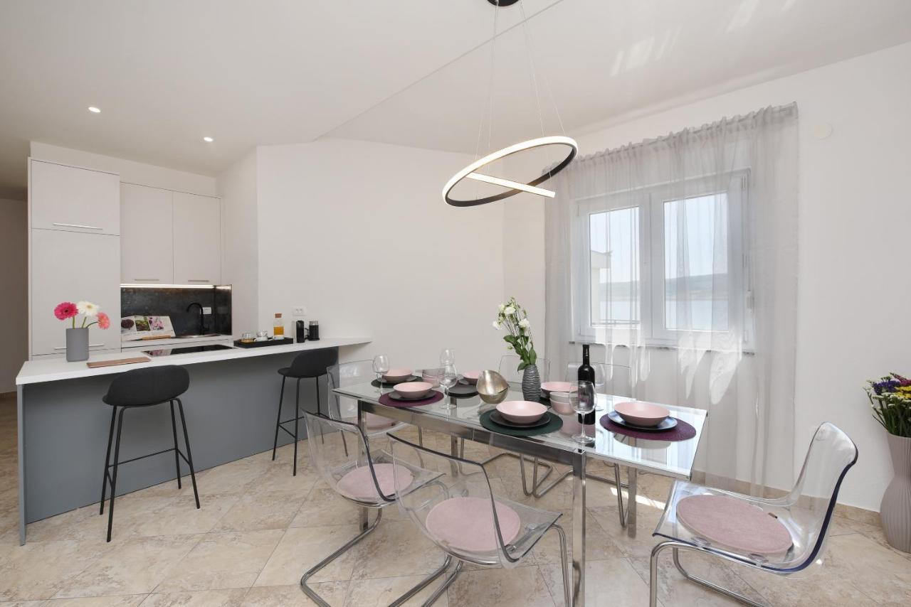 Malako Family Apartments Селине Экстерьер фото